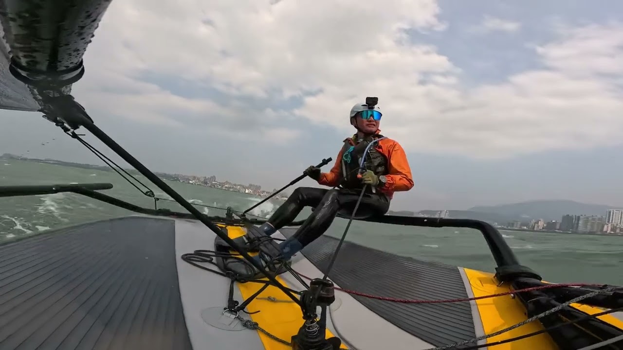 Tiwal 3R with me met crazy gusts today on Tamsui River! 2/17/2025