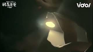 Two men kissed passionately and moaned on the bed 兩男在床上大尺度激情狂吻並發出呻吟