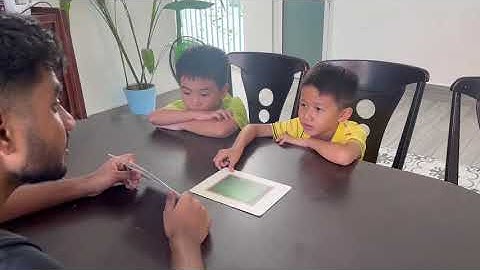 Tiếng Anh Giao Tiếp Phan Thiết:Teen and Tom practice talking about School Objects
