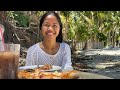 Filipina has pizza in paradise