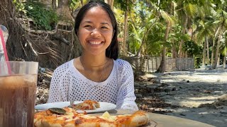 Filipina has Pizza in Paradise