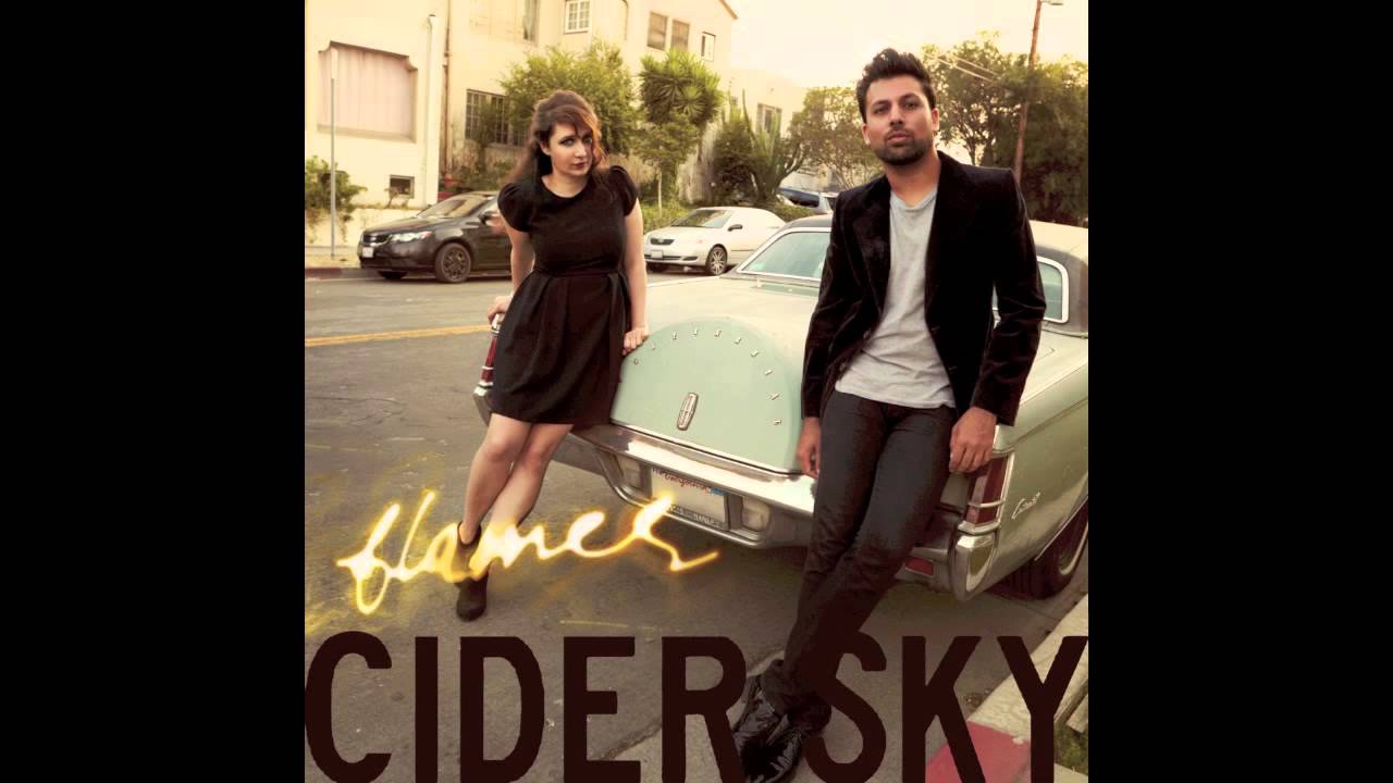 Παρακολούθηση Flames - Cider Sky στο YouTube Παρακολούθηση Flames - Cider Sky στο YouTube