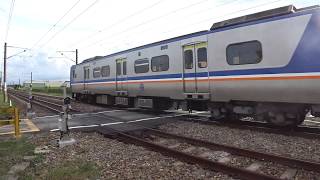 2244次區間車通過斗南鎮部前寮平交道 20200630