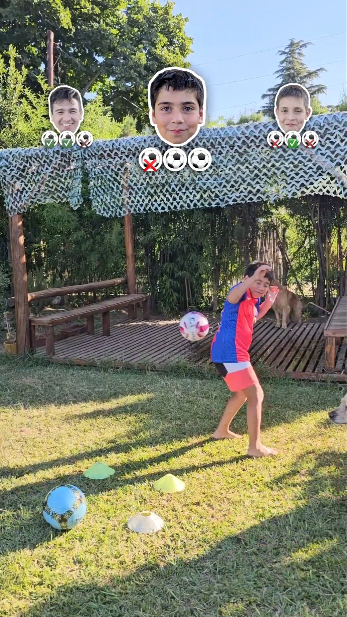 #Retos de #Fútbol con mis #Hermanitos ⚽️ el #Desafío consiste en bajar la #Pelota #fyp #fcmobile