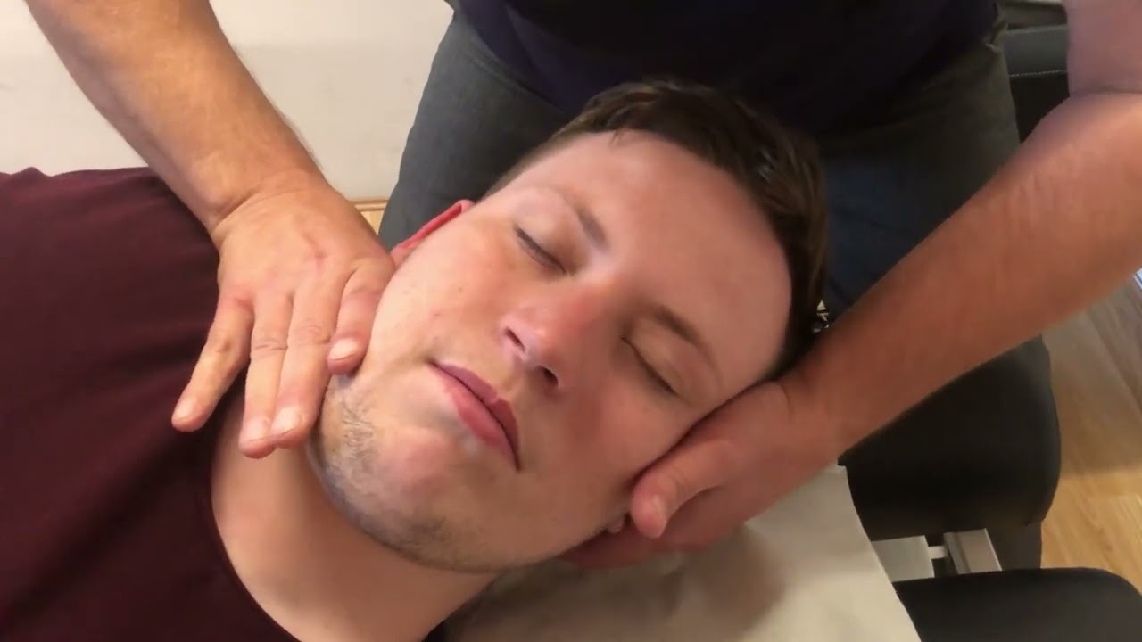 ALIGNED @ Walker Chiropractic - Full body adjustment