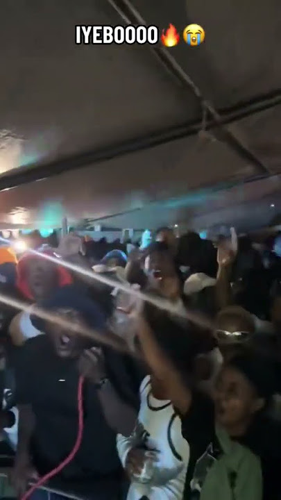 Amapiano📍Dj Biza Shaking Crowd iyebo boo. #daliwonga #dancehall #mellowandsleazy #amapiano