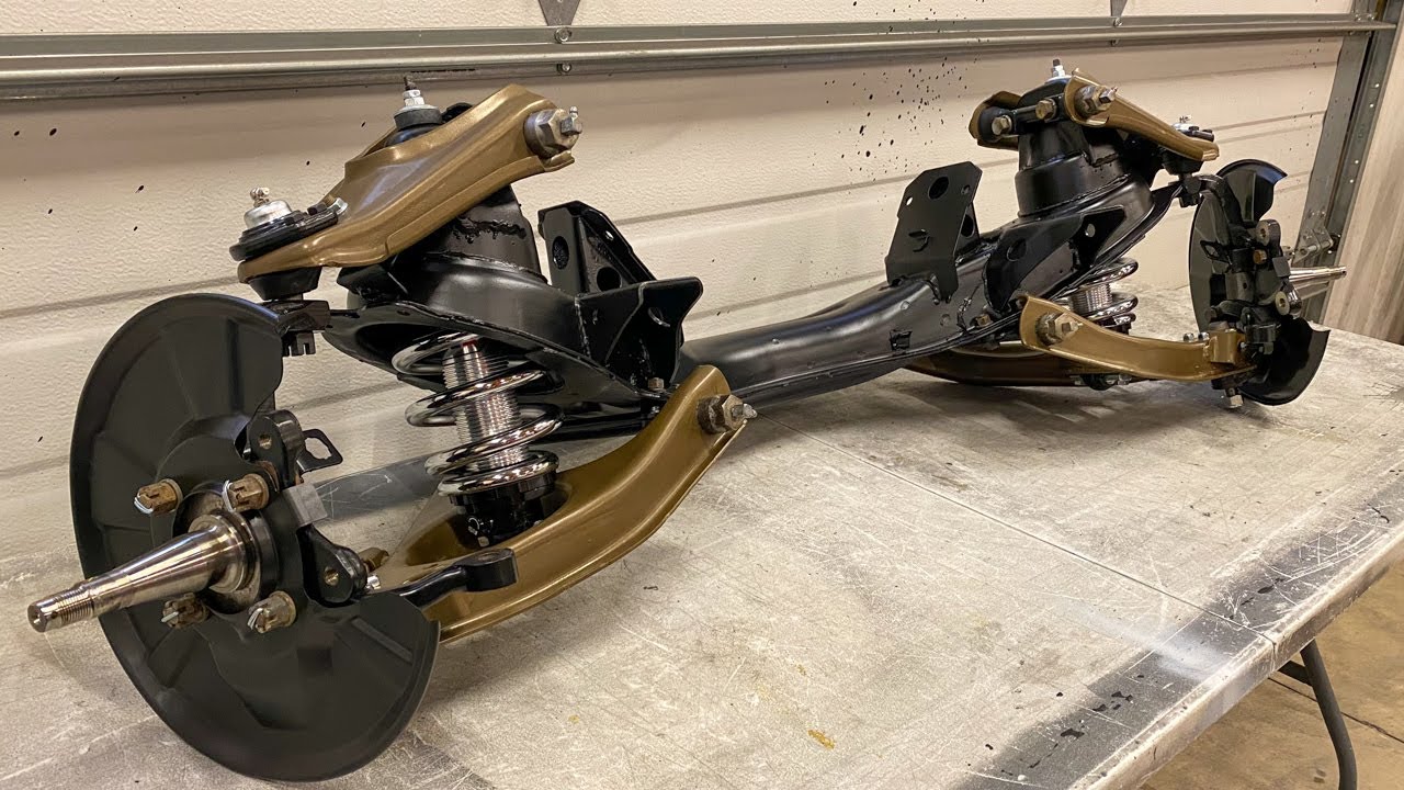 Rebuilding The Hilux Front Suspension And Modifying It For Coilovers
