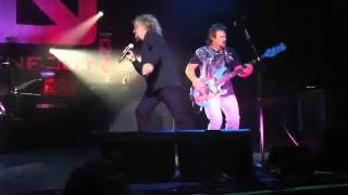 Chickenfoot - Lighten Up - Live - St Louis The Pageant November 2011