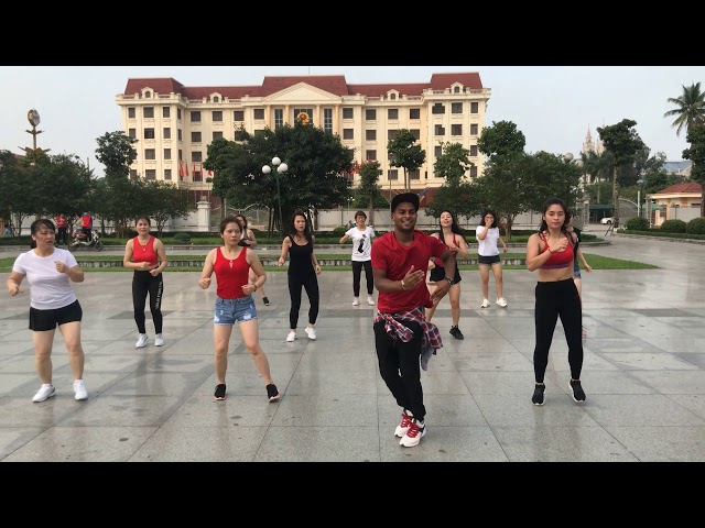 Yalla Habibi | Ragheb Alama Ft Seyi Shay & Costi  Zumba® with OM YOGA CENTER