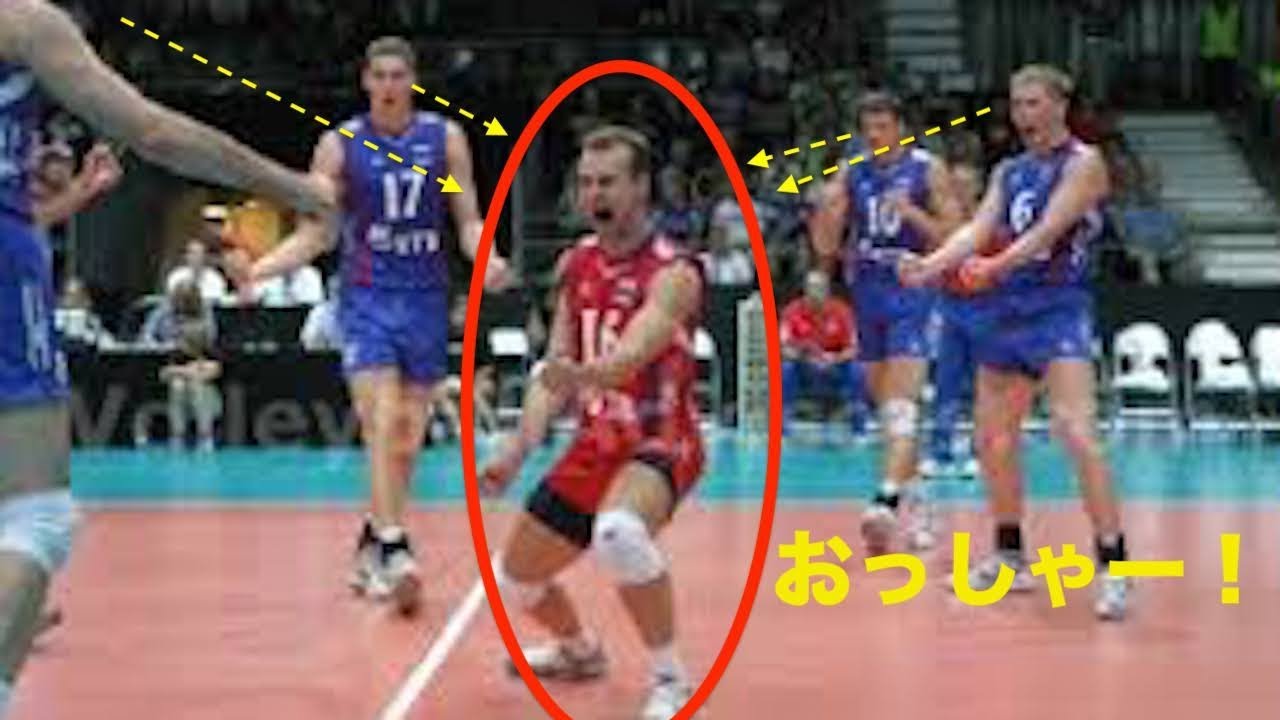 バレーボール え リベロがアタック 決まっちゃうのがまた上手い 衝撃 Huh Libero Attack What Volleyball Youtube