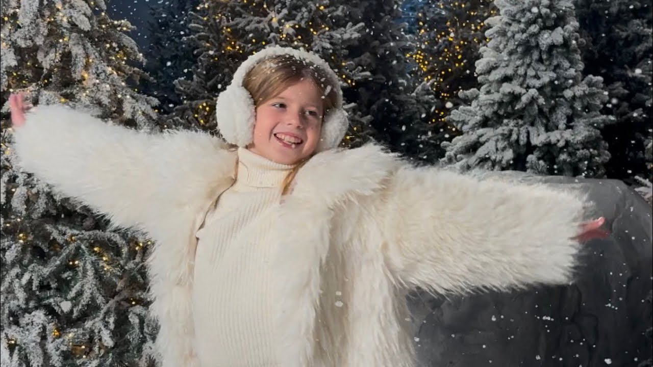 YEVA LOPATINA - Новий рік (Official Music Video)