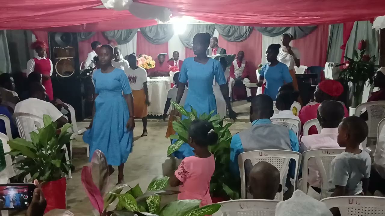 Group Dans lajenès "músic : je benirai l'éternel pour tout offer"📖✝️ 