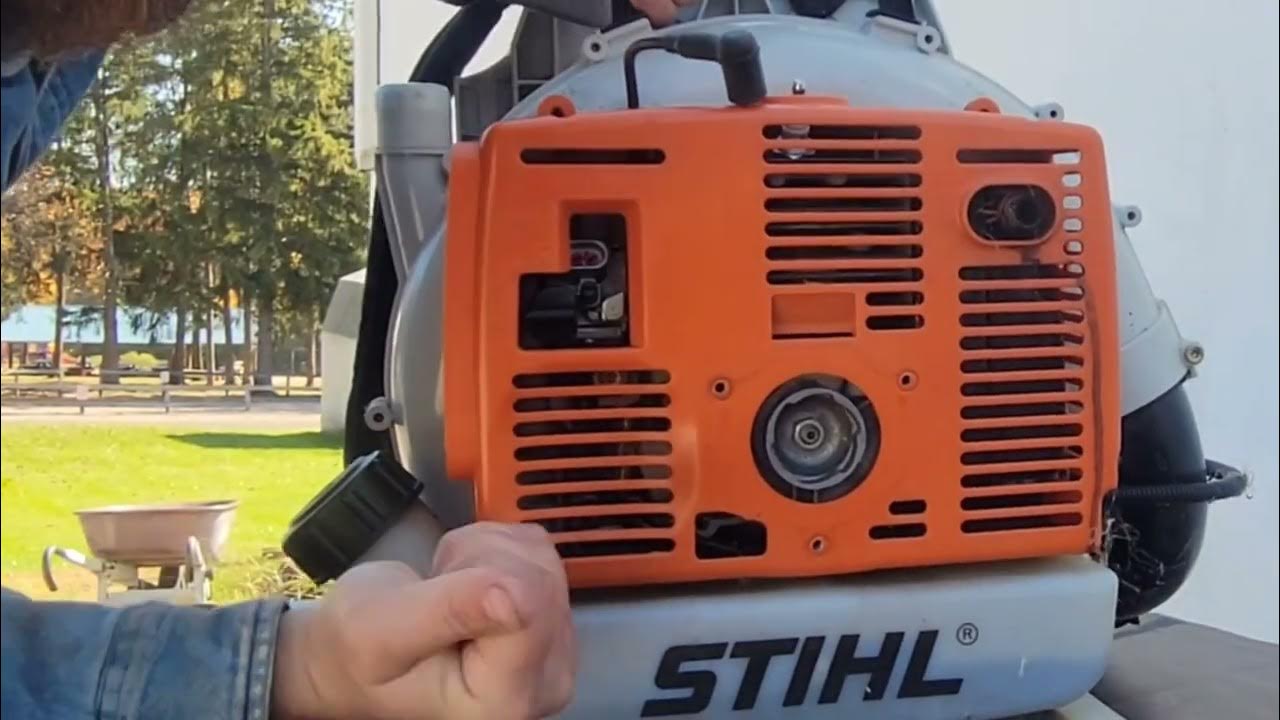 wrenching on a Stihl BR400, no spark, ignition coil removal YouTube