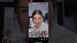 Charlie Demilio goes live and has an Q\&A and Justin Bieber tells her to Check her DM