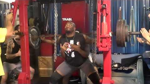 Joey Smith - Team Nebobarbell - Raw Bench-Press, Squats, Pulls @ Nebobarbell Compound 08/25/13