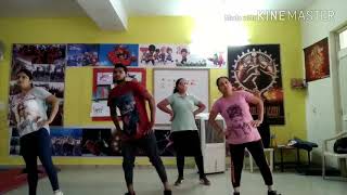 Bhangra on yaar berozgaar (dance class in my studio)