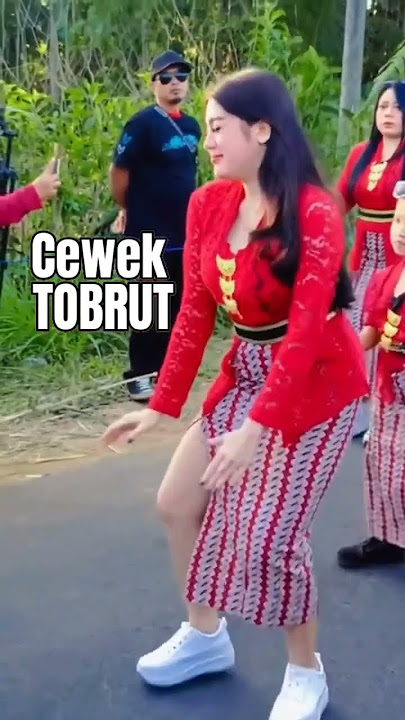 CEWEK TOBRUT MENTUL MENTUL