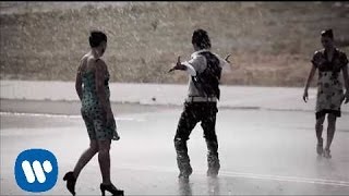 Video thumbnail of "Llorandole debajo del agua (con Niña Pastori) (Video Clip)"