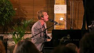 Tom Odell - Dancing in the Dark