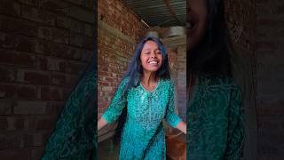 Download Lagu Waka Waka (esto es afrika)😜😜 MP3