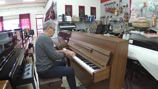 פסנתר YAMAHA C108