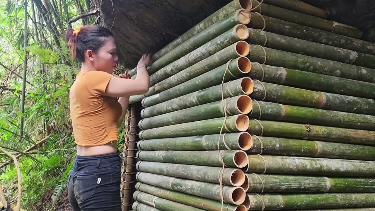 Building a Hidden Bamboo Cabin by the Stream | Full Survival Build & Solo Camping #bushcraft 