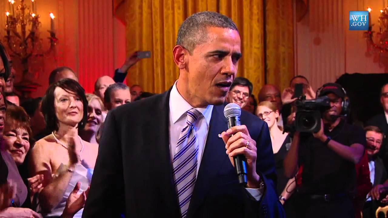 President Obama Sings Sweet Home Chicago