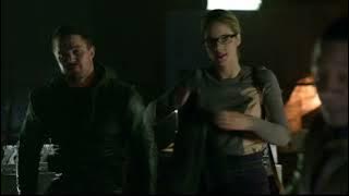 Olicity - Arrow - 1x15 Pt.7 - 'You really have no idea how rich his family is do you?'