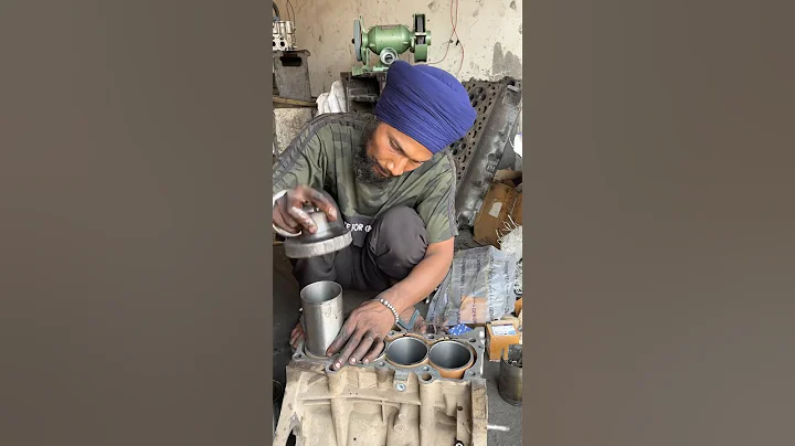 How to sleeve fitting #shortsfeed #automobile #marutisuzuki #car #toyota #jcb #ford #fortuner #iti