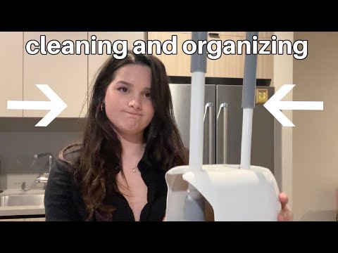 Come organize my bathroom with meee  | Day 13 | The Moving Series