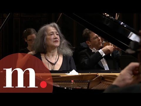 Martha Argerich with Gábor Takács-Nagy - Beethoven: Piano Concerto No. 1