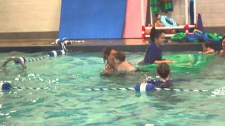 Liam Swim Lesson 2011 176