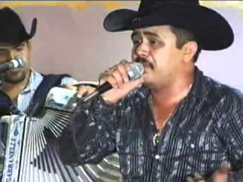 EMANUELLE ABDALLAH LA CHACHA EN VIVO.wmv
