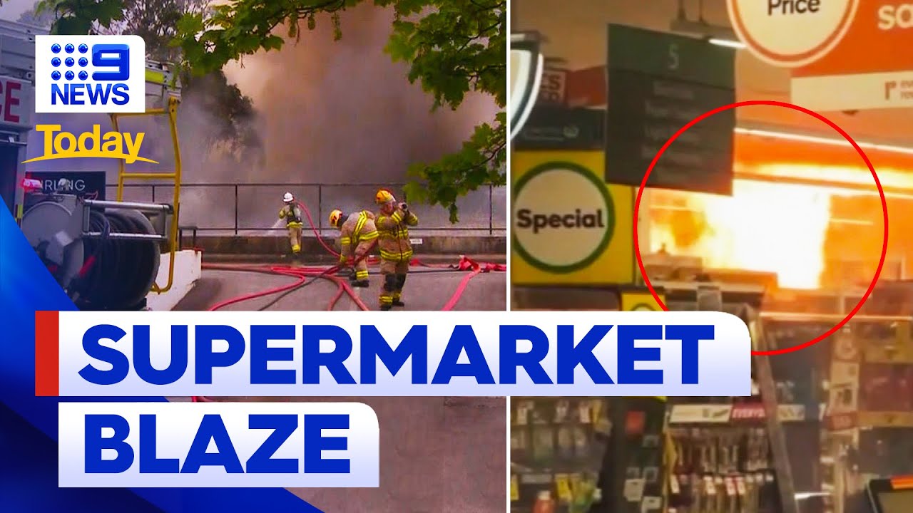 Shoppers flee Woolworths supermarket fire in Adelaide | 9 News Australia