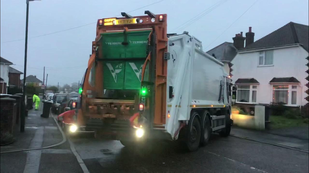 General Waste bin men emptying bins in Bournemouth part 5 (30/12/2021