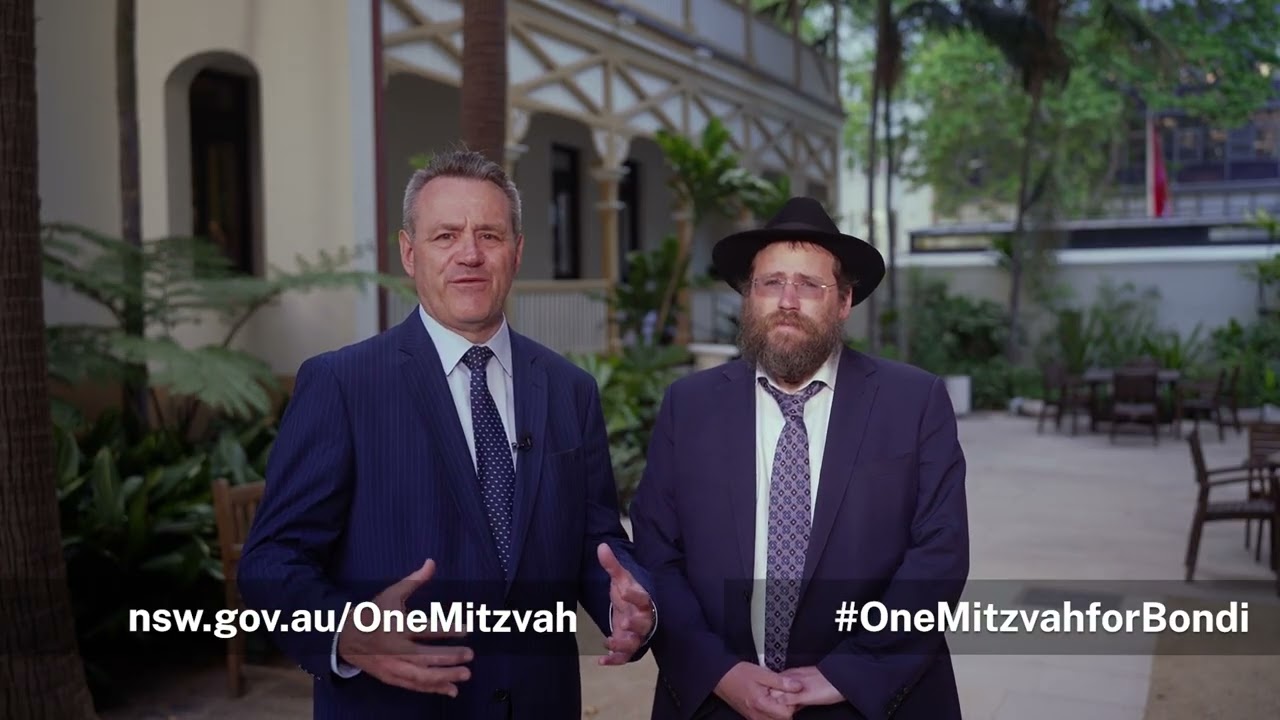 Australian Minister Kamper Launches One Mitzvah Campaign