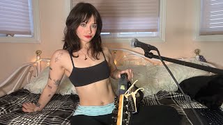 Download Lagu Heartshaped Box - Cover  MP3