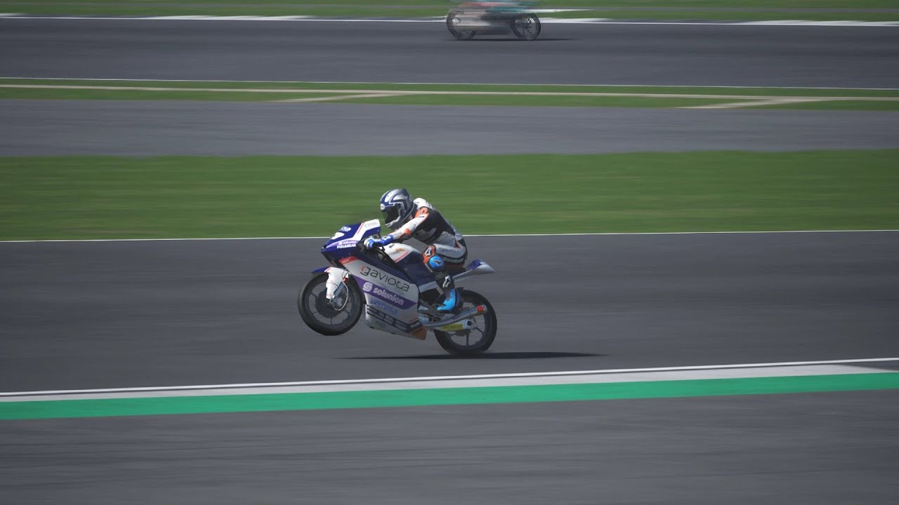 Motogp20 - First time without assist. Medium AI. - YouTube