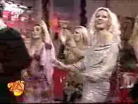 De ce plang chitarele teo