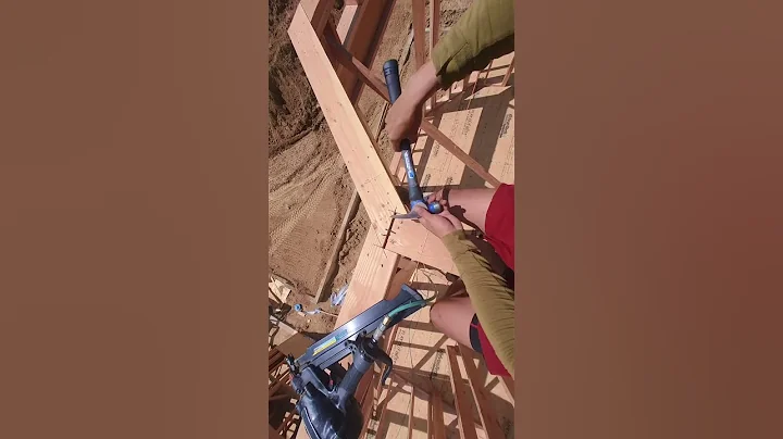 Trick #shorts #skills #construction #carpenter #tips #work - DayDayNews