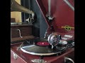 美空 ひばり・コロムビア合唱団 ♪ペンキ塗りたて♪ 1956年 78rpm record. Columbia Model No G ー 241 phonograph