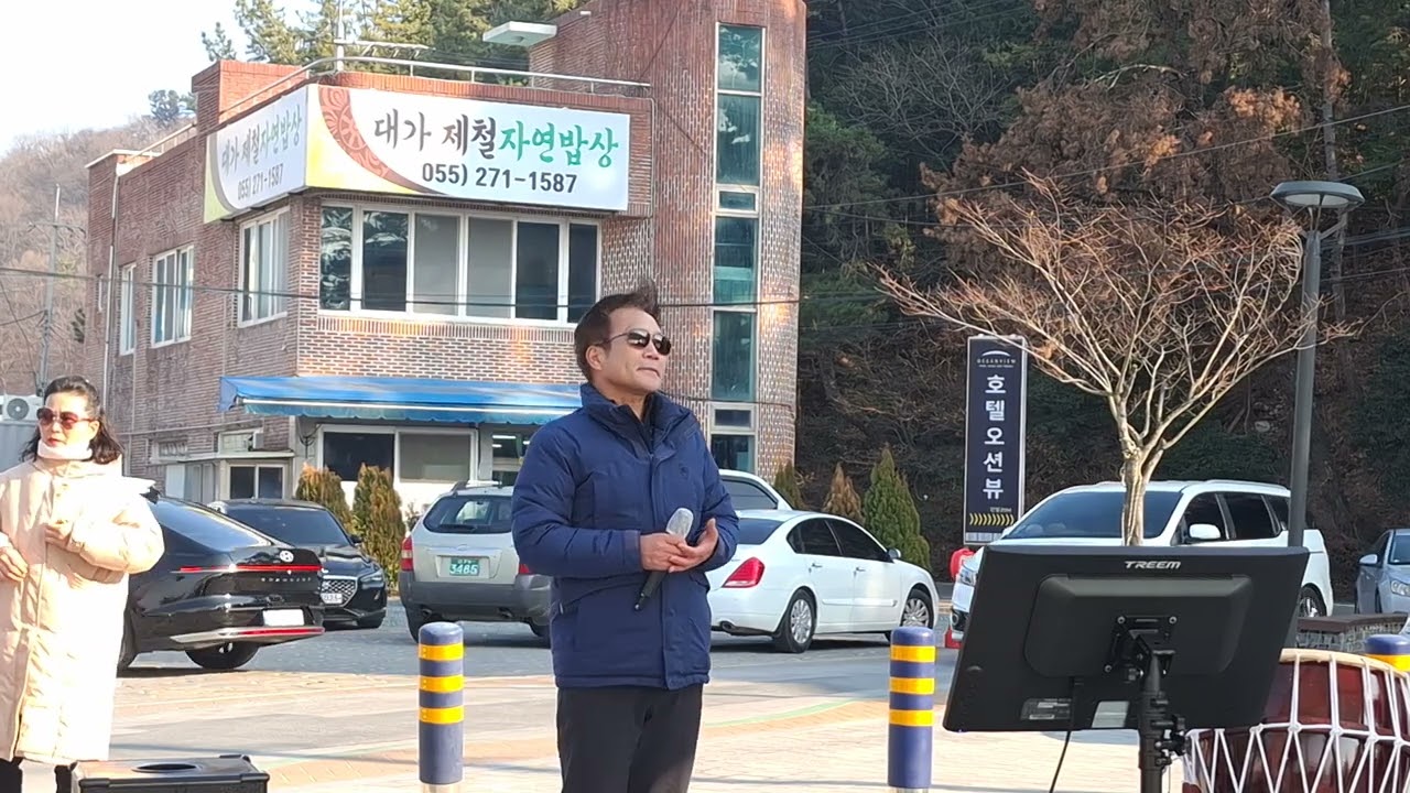 #사랑이비를맞아요