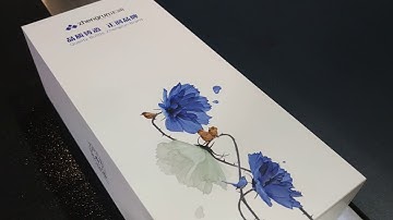 Automatic rigid box foil hot stamping and embossing machine