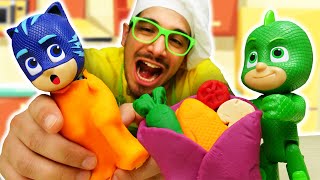 ¡Cocina para niños de los PJ Masks! ¿Quién tiene hambre? Videos de juguetes con Cristian