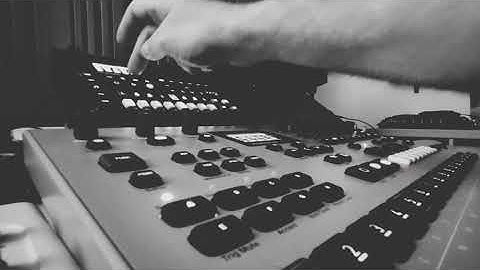 Short Qebo test // Elektron Digitone & Analog Four MKII