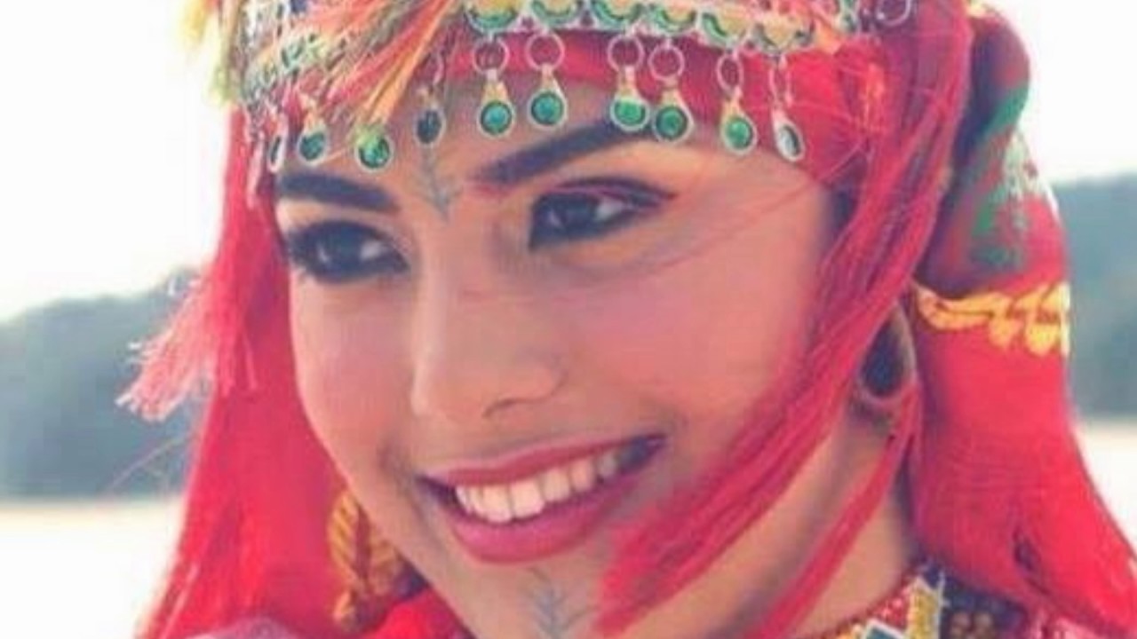 Xssex ijn u awal Abdelouahed HANOU عبد الواحد حنو - YouTube