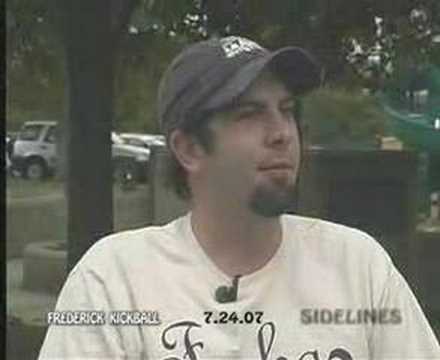 kickball-2007-facka-sidelines-