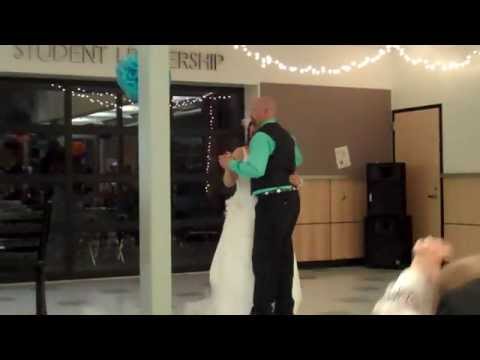 Father-Daughter Wedding Dance.MP4