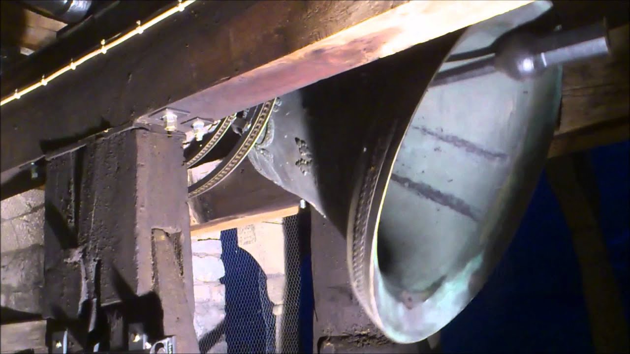 BRIENZ (CH - BE): Ref. Kirche: Vollgeläute