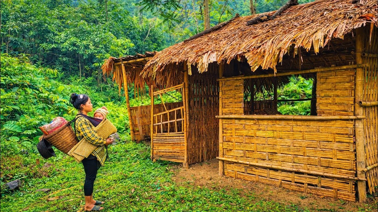 18-Year-Old Single Mom Stops at an Abandoned House… What Happens Next Is Shocking!